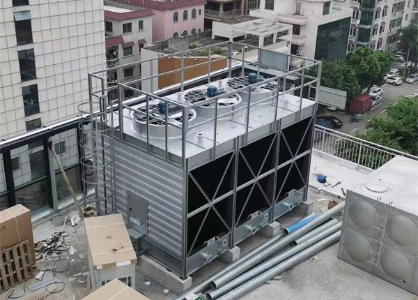 玻璃鋼冷卻塔是怎么工作的,圓形玻璃鋼冷卻塔填料